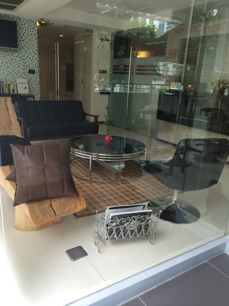 Khách sạn Silom Lofts