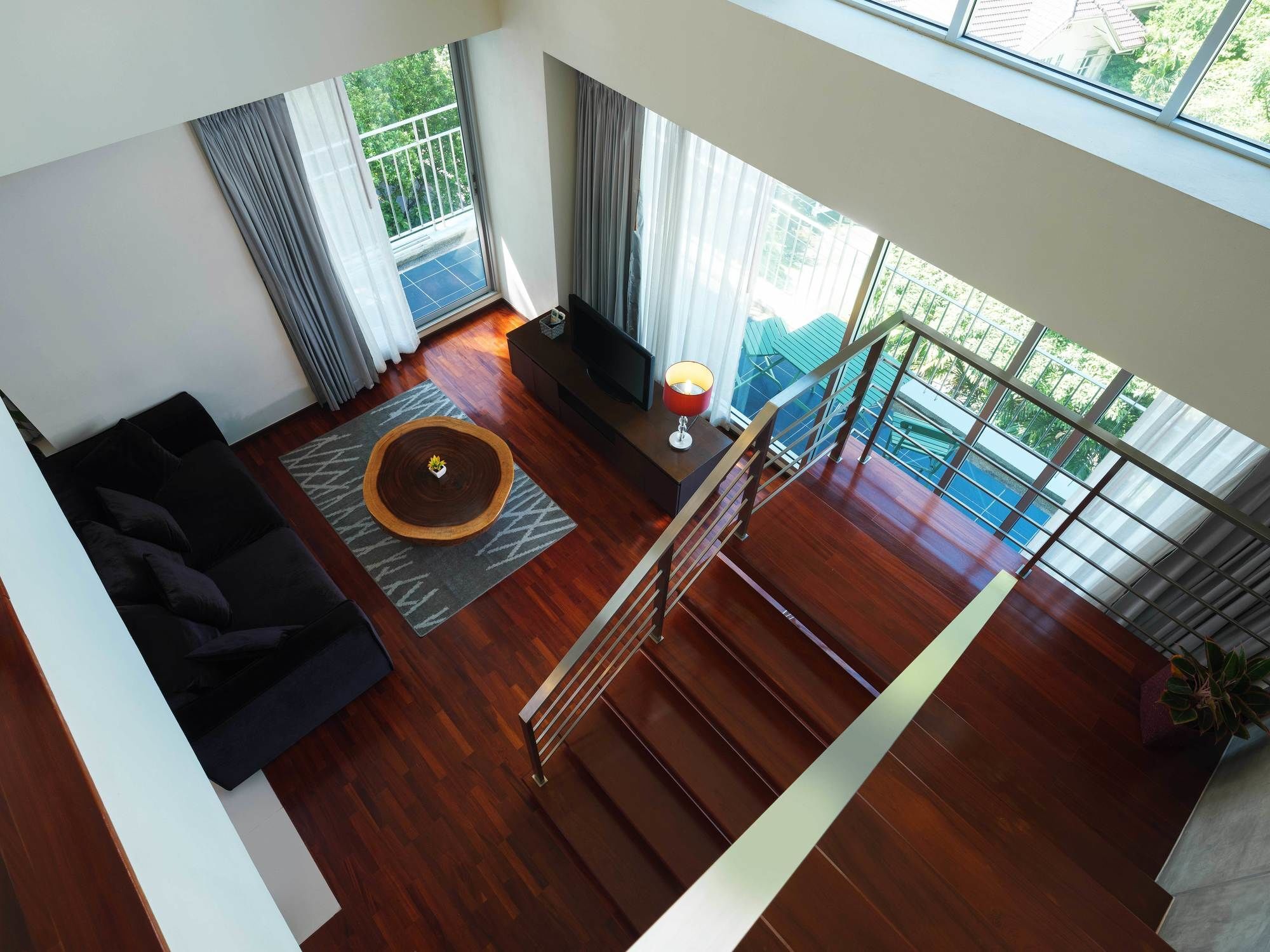 Silom Lofts Khách sạn 3*